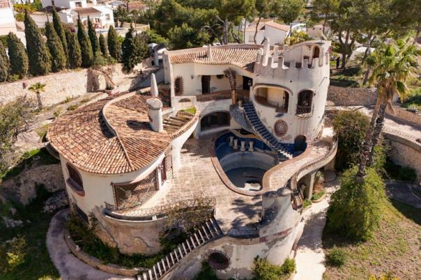 5 bed villa in Moraira