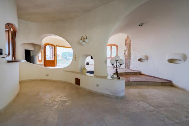 5 bed villa in Moraira