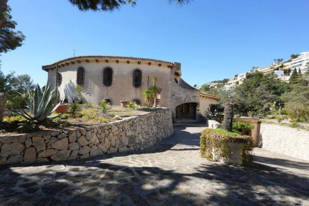 5 bed villa in Moraira