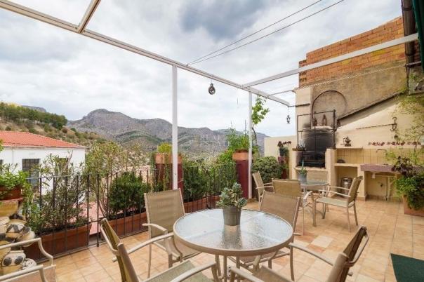5 bed townhouse in Vall de Laguar (la)