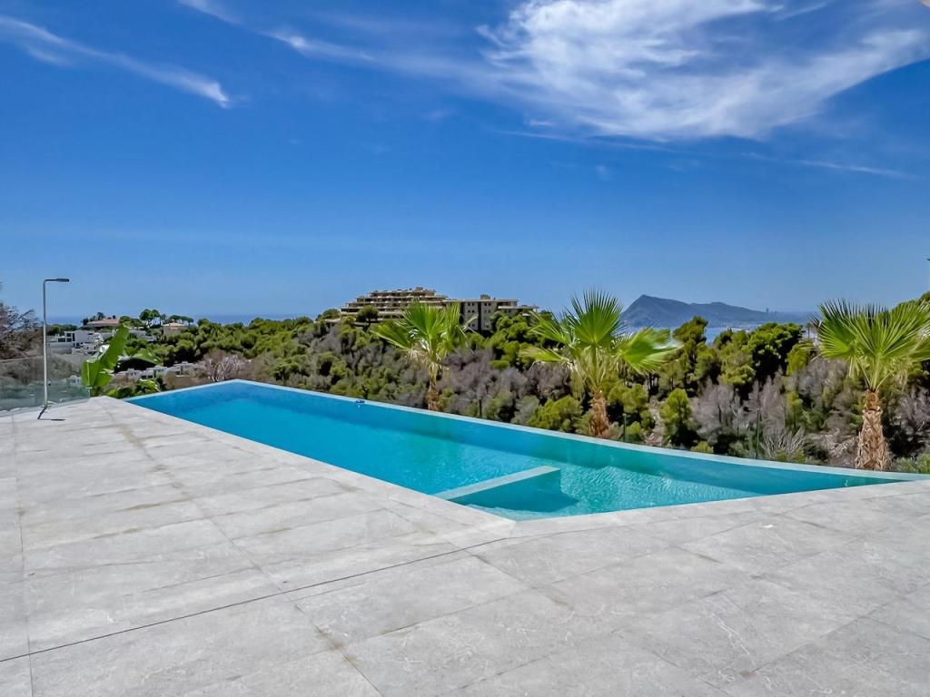 4 bed villas in Altea