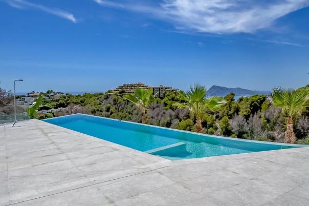 4 bed villas in Altea