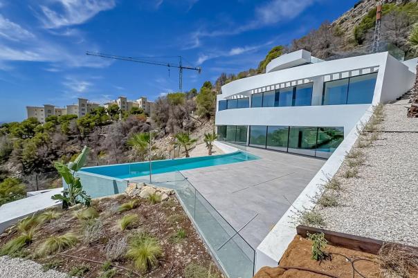 4 bed villas in Altea