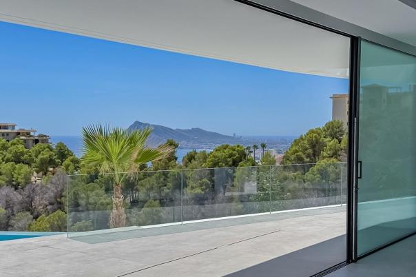 4 bed villas in Altea