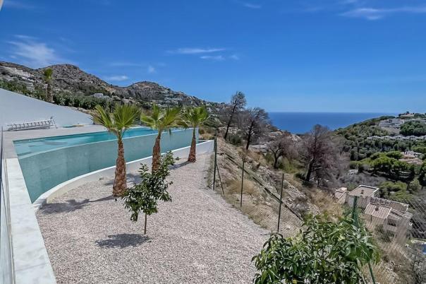 4 bed villas in Altea