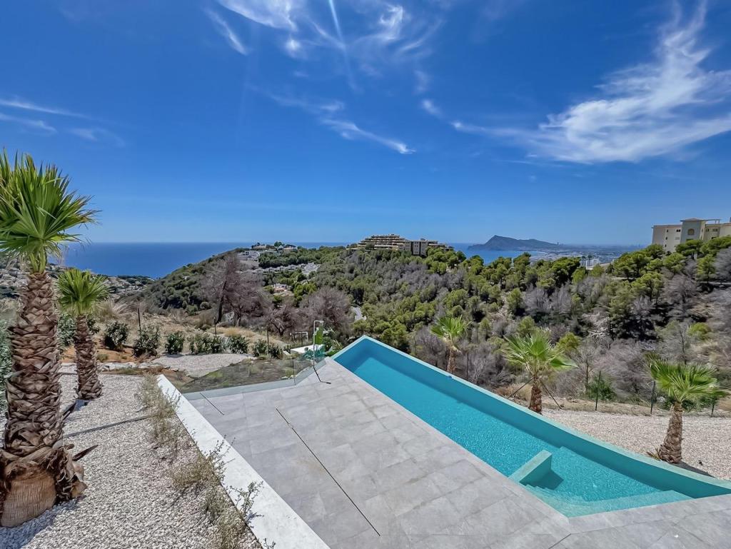 4 bed villas in Altea