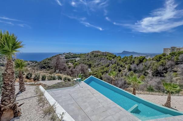 4 bed villas in Altea