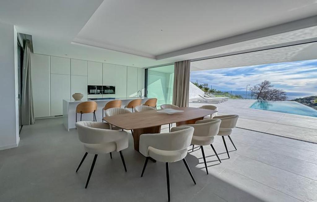 4 bed villas in Altea