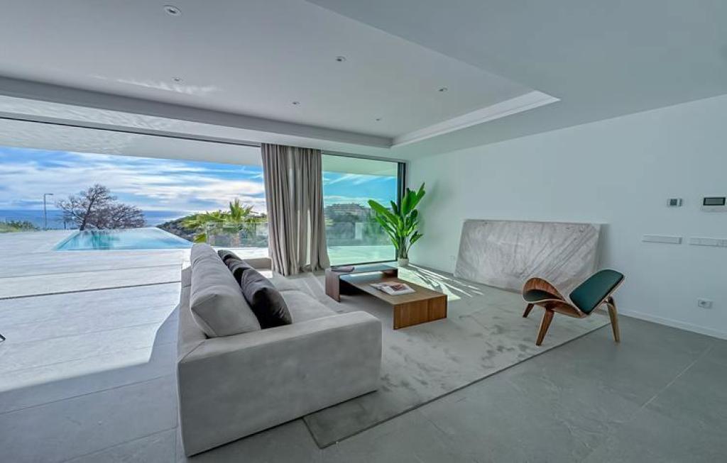4 bed villas in Altea