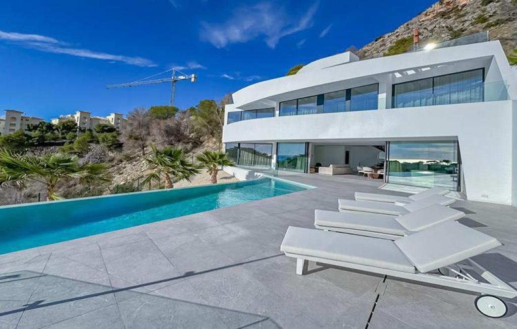4 bed villas in Altea