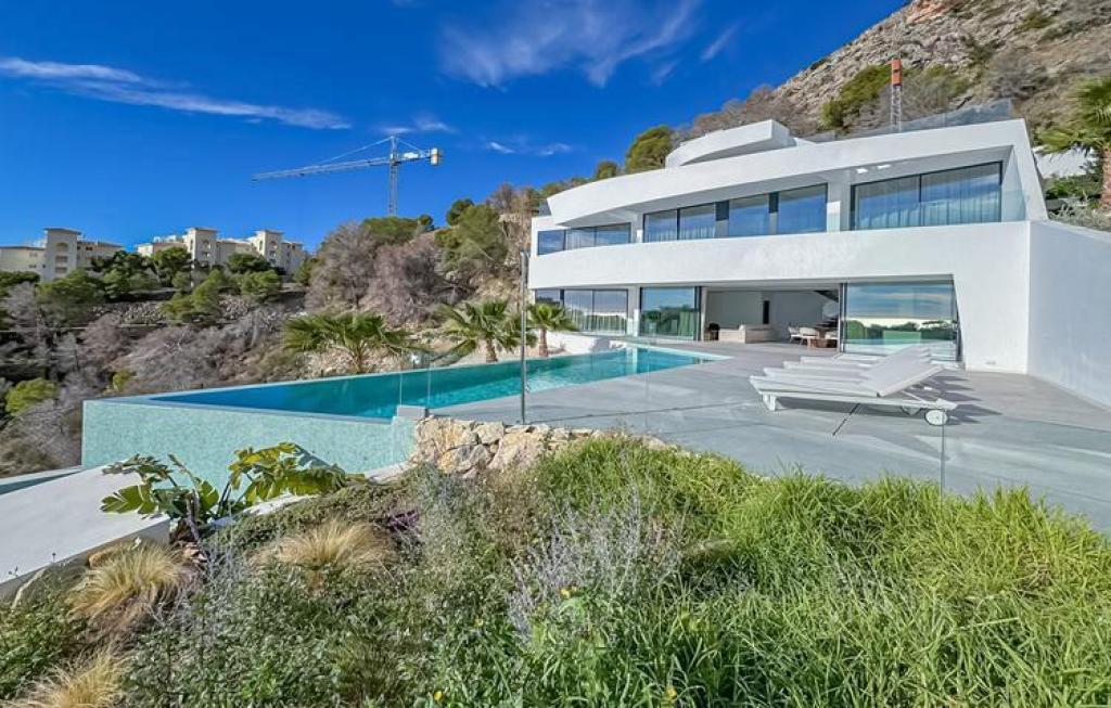 4 bed villas in Altea