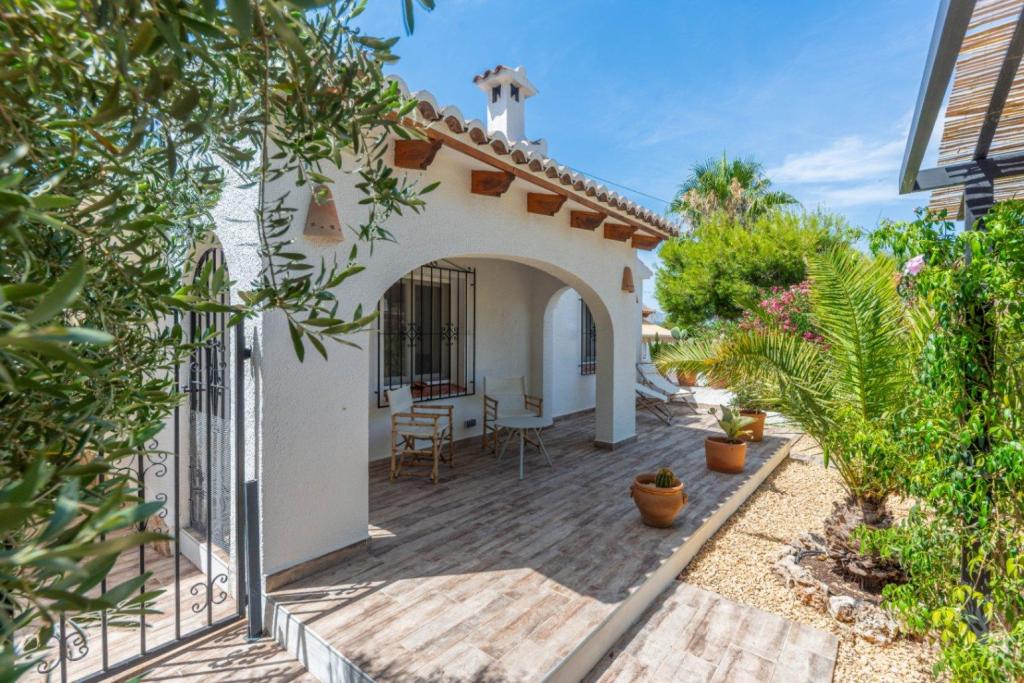 2 bed villas in Moraira