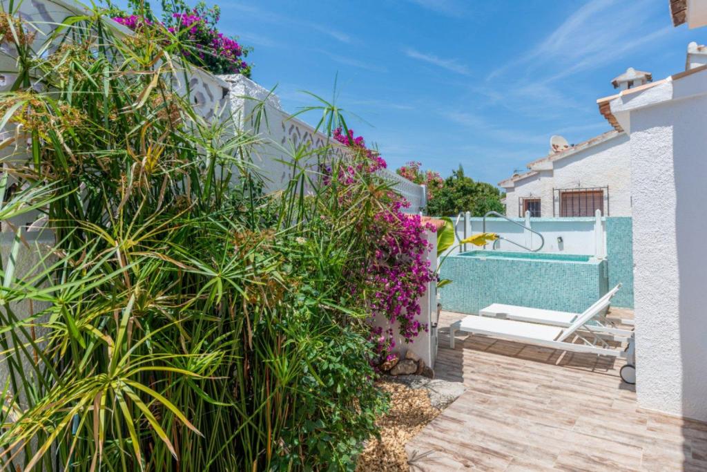 2 bed villas in Moraira