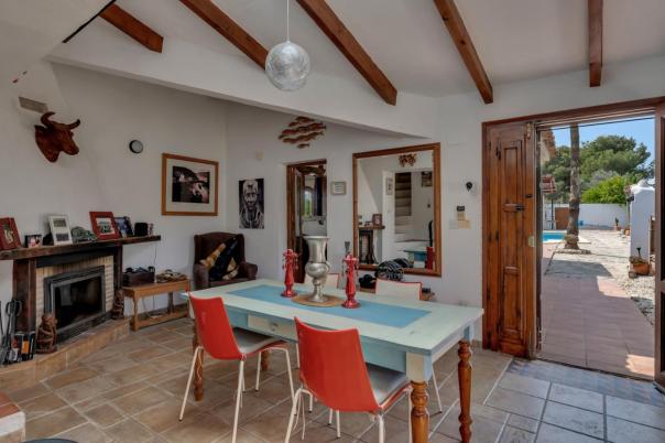 4 bed finca in Teulada