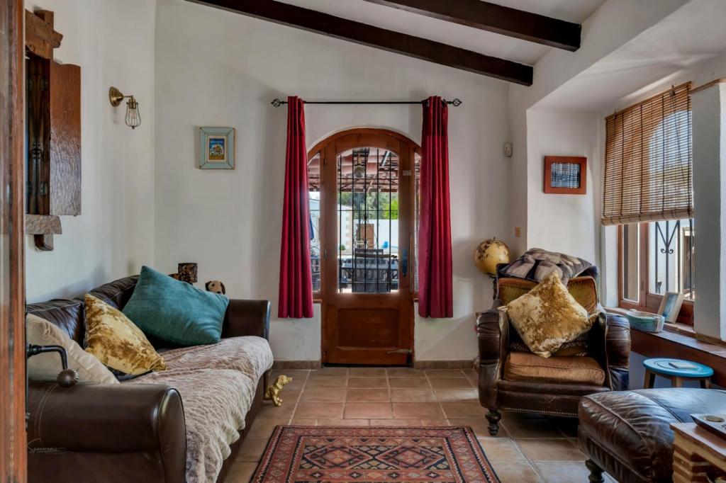 4 bed finca in Teulada