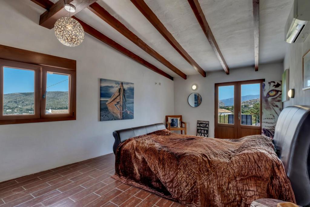 4 bed finca in Teulada
