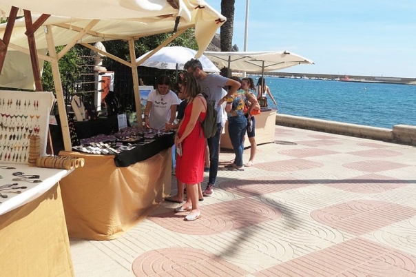 Evening Artisan Craft Fair at Javea Port - Fira d'Artesania