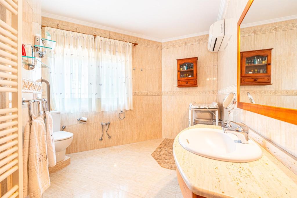 6 bed villa in Altea