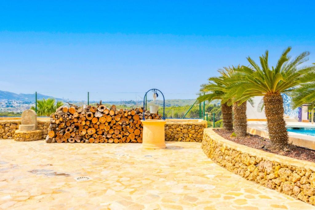 6 bed villa in Altea