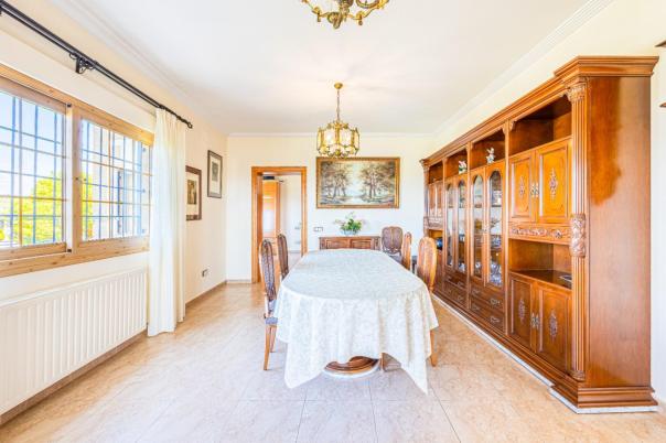 6 bed villa in Altea