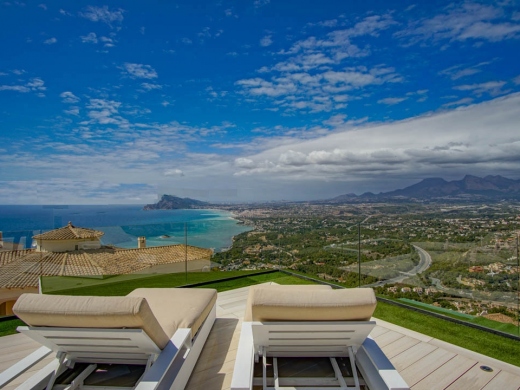 6 bed villa in Altea