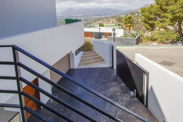 6 bed villa in Altea