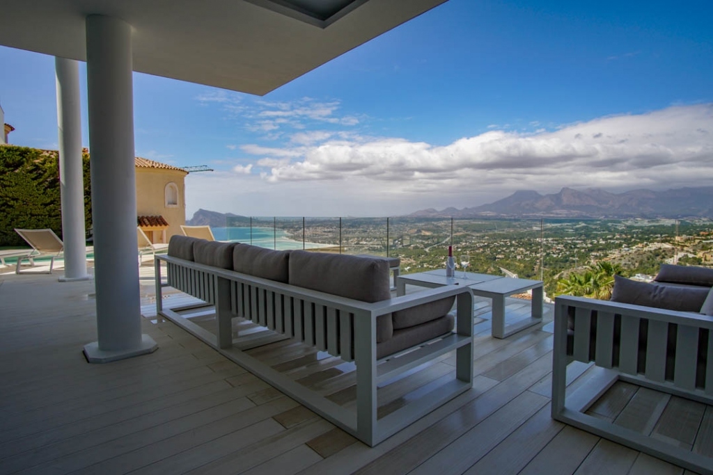 6 bed villa in Altea