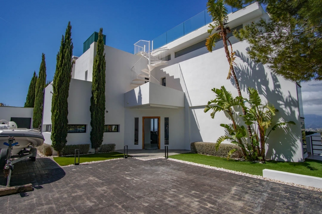 6 bed villa in Altea