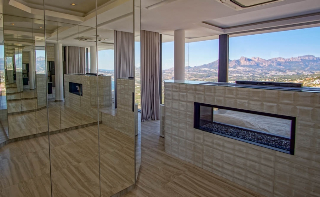 6 bed villa in Altea