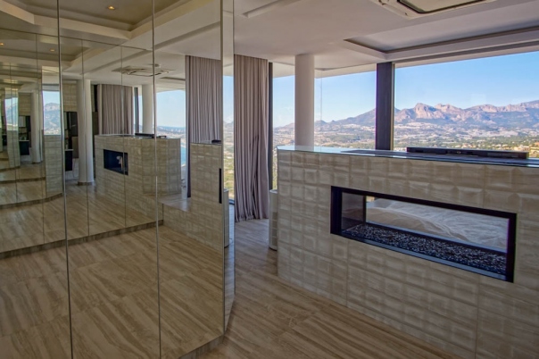 6 bed villa in Altea