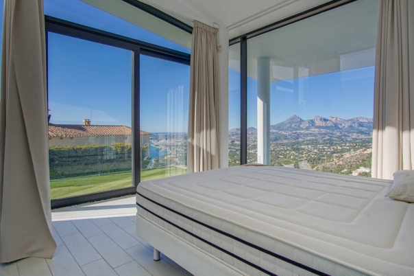 6 bed villa in Altea