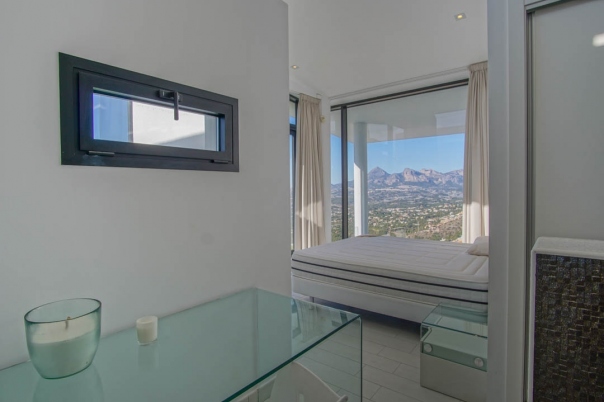 6 bed villa in Altea