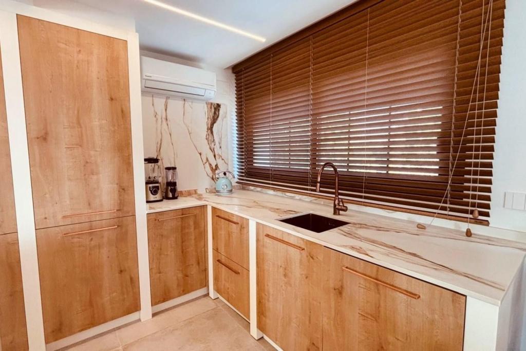 5 bed villas in Altea