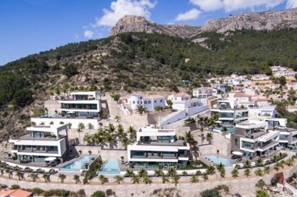 4 bed villa in Calpe
