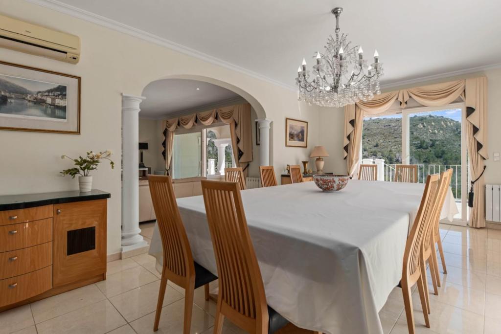 4 bed villa in Moraira