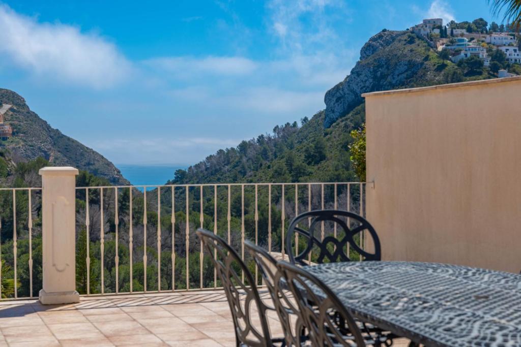 4 bed villa in Moraira