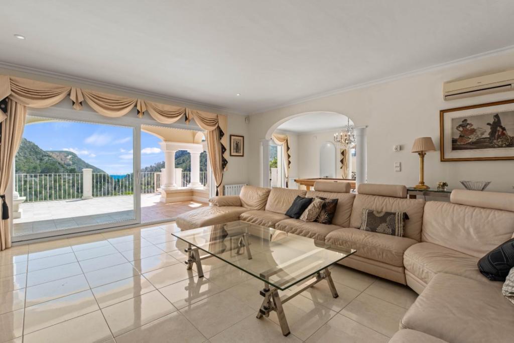 4 bed villa in Moraira