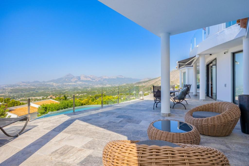 3 bed villa in Altea