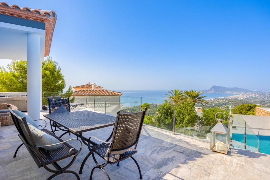 3 bed villa in Altea