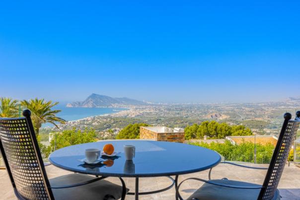 3 bed villa in Altea