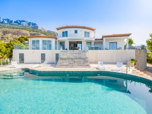 3 bed villa in Altea