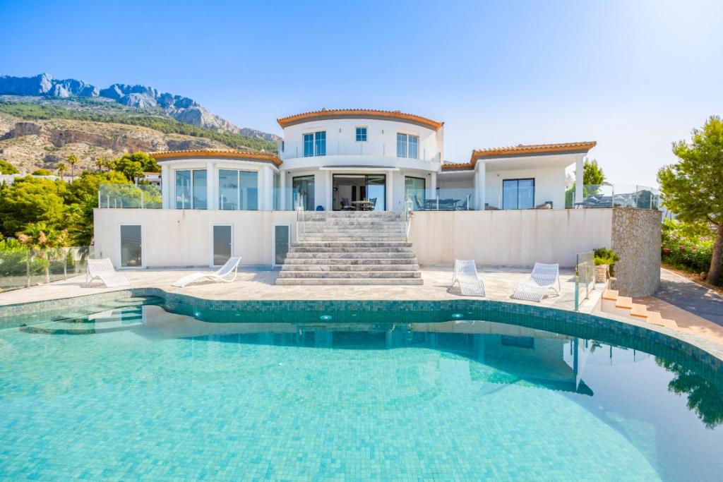 3 bed villa in Altea
