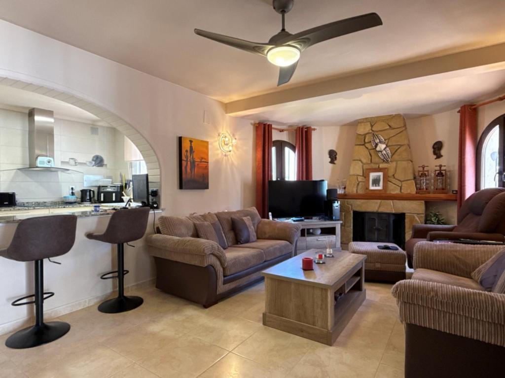 4 bed villa in Teulada