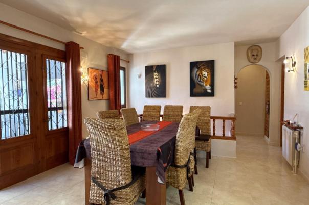 4 bed villa in Teulada