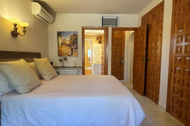 4 bed villa in Teulada