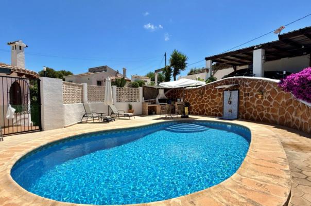 4 bed villa in Teulada