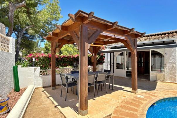 4 bed villa in Teulada