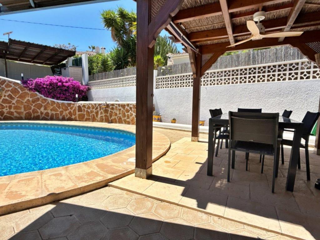4 bed villa in Teulada