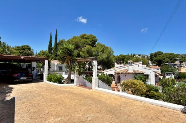 4 bed villa in Teulada