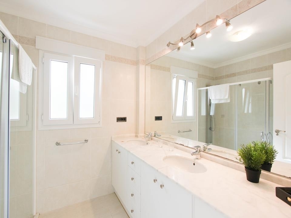 2 bed apartment in Benissa